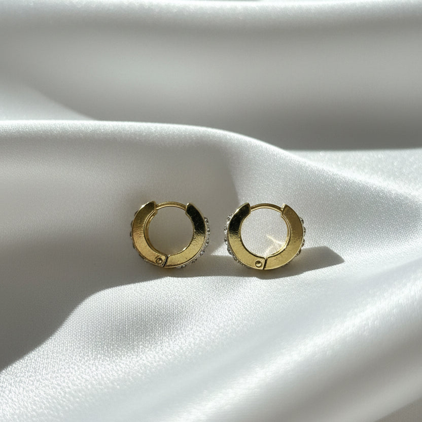 Luxe Eternity Crystal Huggies