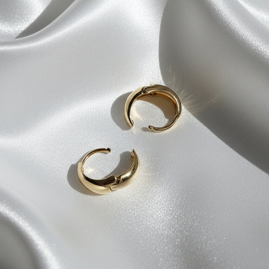 The Aurum Bold: Architectural Gold hoops