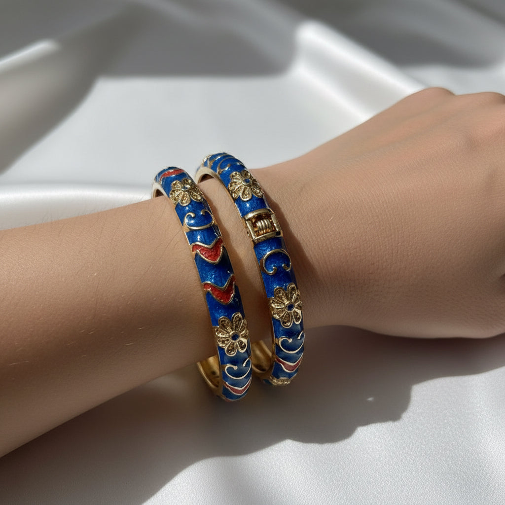 Elevate your everyday with the Signature Enamel Bangle (set of 2)