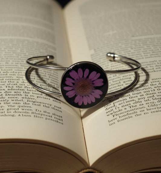 “ Forever Bloom" Real Flower Resin Cuff Bracelet (Free size)