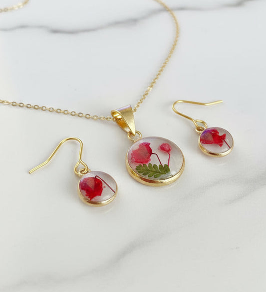 "Petal Love" Real Flower Resin Jewelry Set (Gold Tone)
