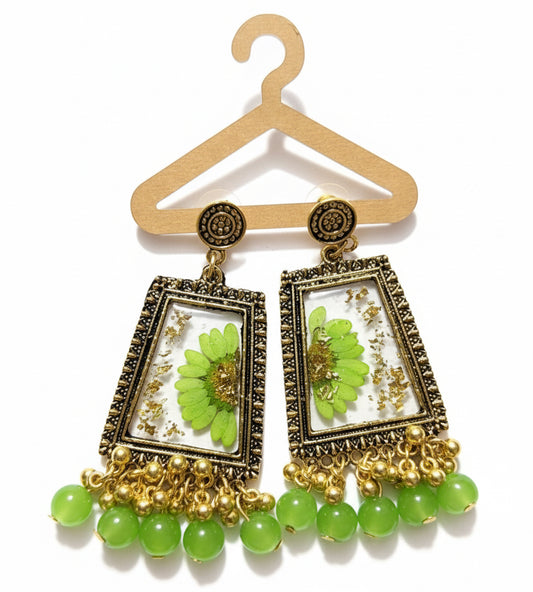 Artisan Resin & Dried Flower Statement jhumka