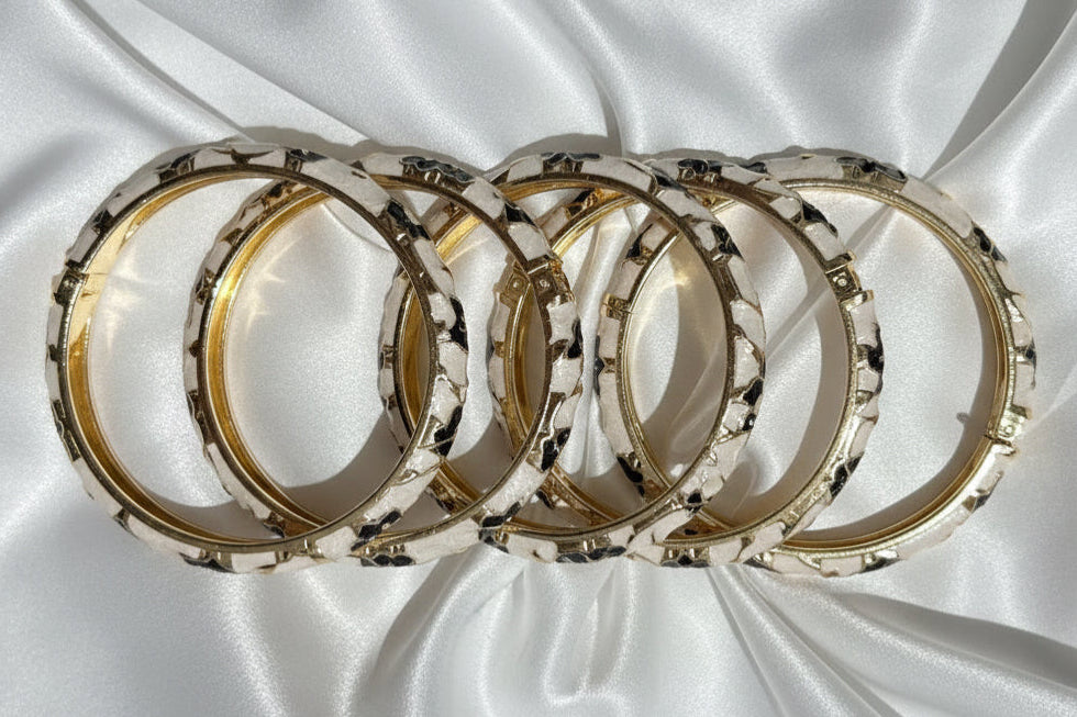 Elevate your everyday with the Signature Enamel Bangle (set of 2)