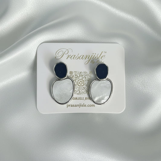 Simple & Elegant: Elegant Two-Tone Drop Earrings