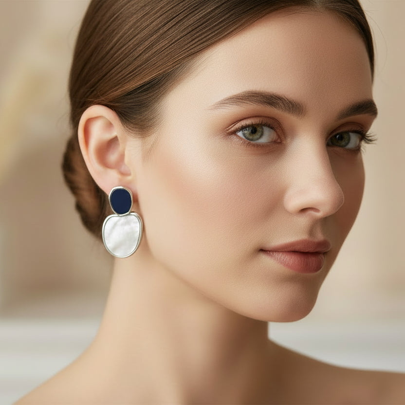 Simple & Elegant: Elegant Two-Tone Drop Earrings