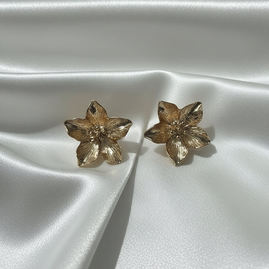 Vintage-Inspired Golden Bloom Stud Earrings – Textured Floral Statement