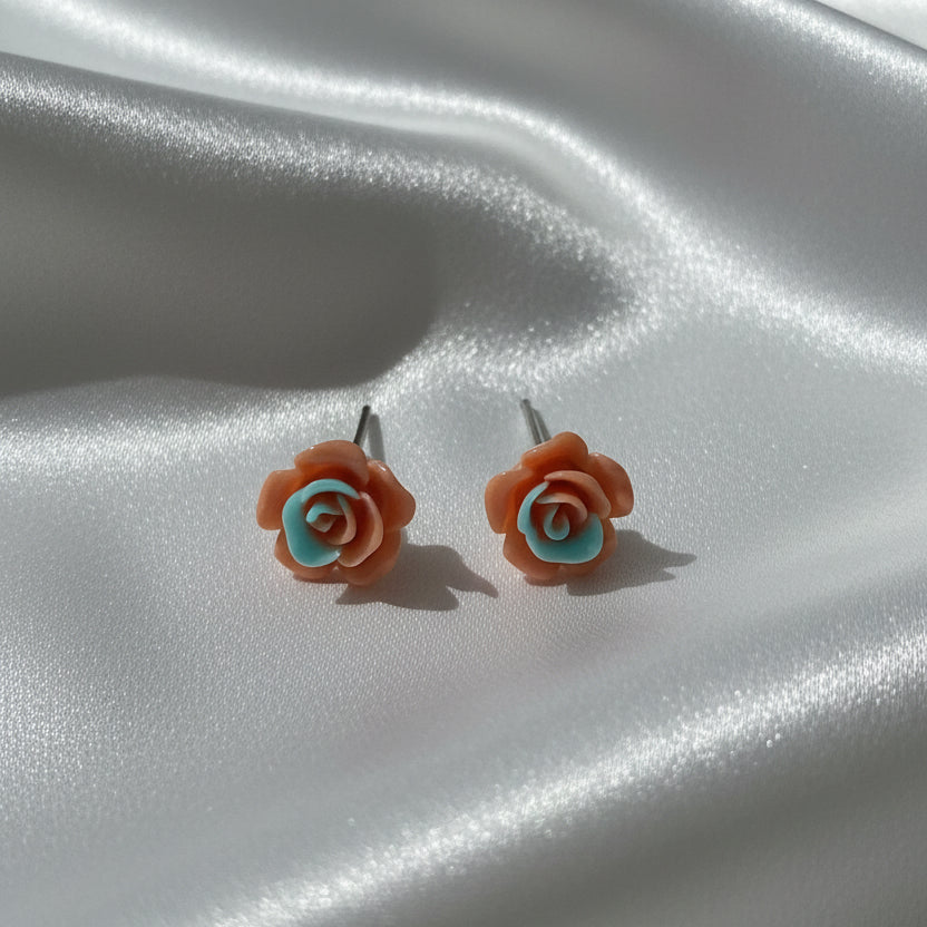 Twilight Bloom Rose Studs – Dual-Tone Floral Earrings