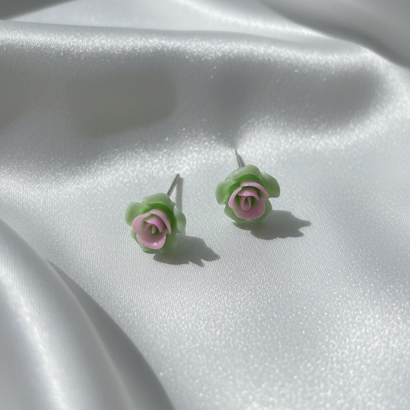 Twilight Bloom Rose Studs – Dual-Tone Floral Earrings