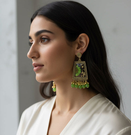 Artisan Resin & Dried Flower Statement jhumka