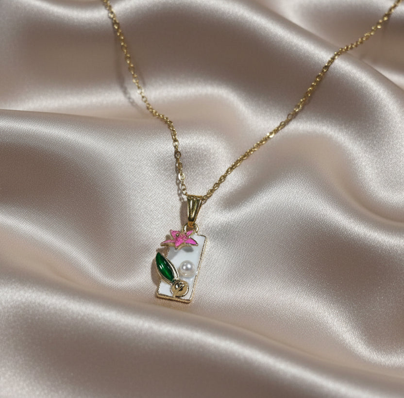 Vintage-Style Gold Rectangular Enamel Charm Necklace – Floral & Pearl Detail