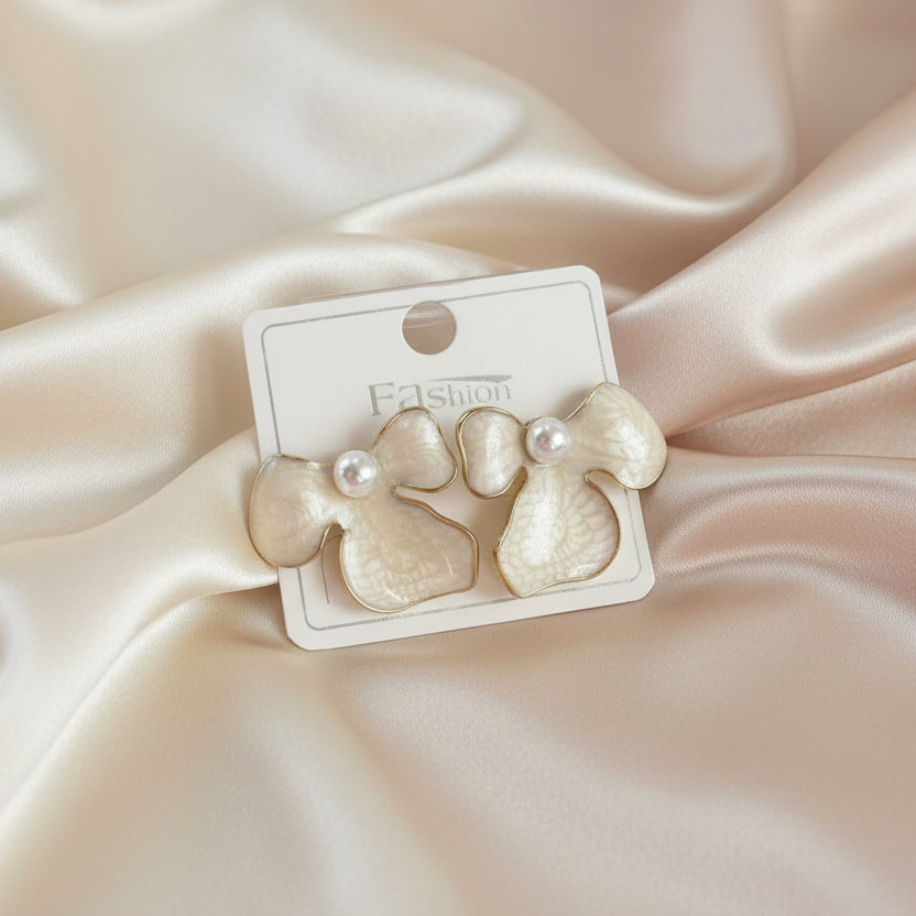 Pastel Pearl Inlay Enamel Studs (6 Colors)