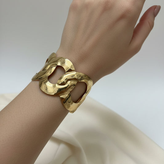 Luxury Sculptural Gold Cuff Bracelet - Elegant Wide Bangle