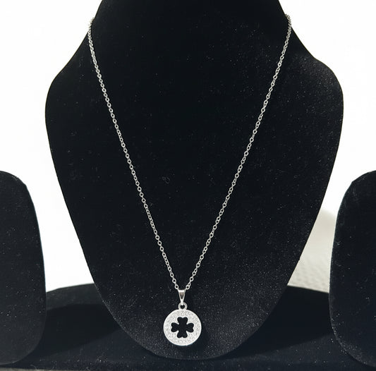 Sparkling Four-Leaf Clover Luck Pendant Necklace in Silver Tone