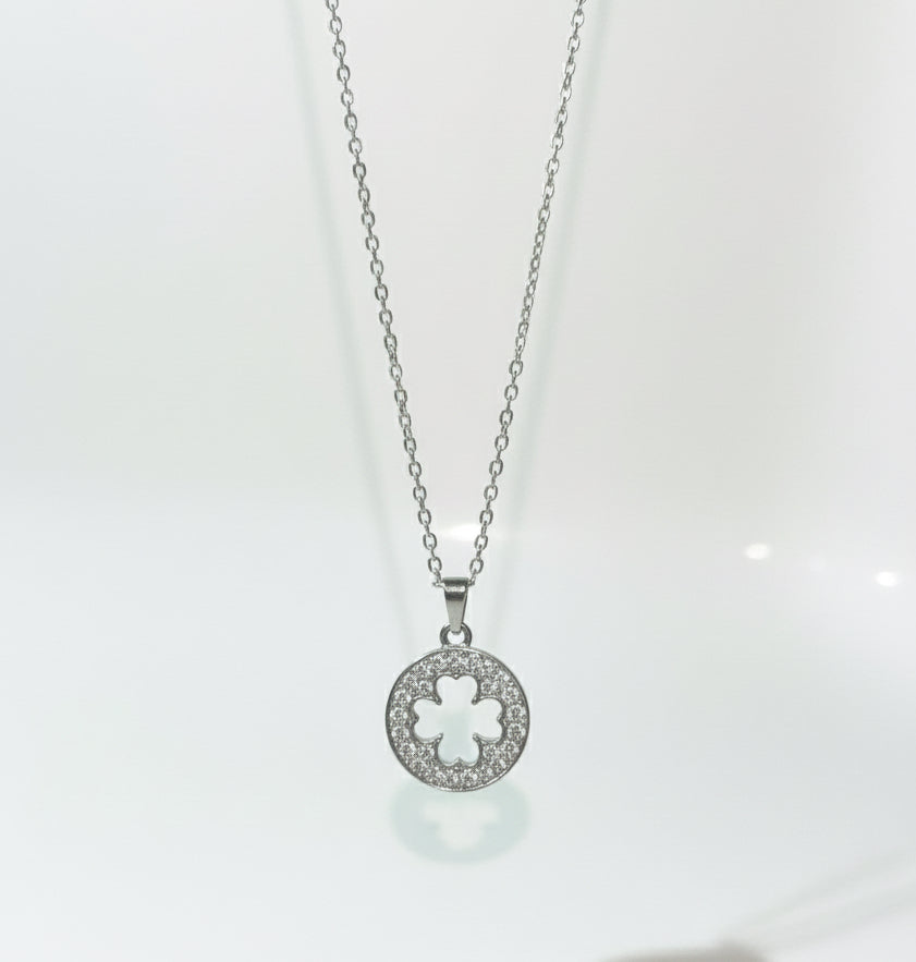 Sparkling Four-Leaf Clover Luck Pendant Necklace in Silver Tone