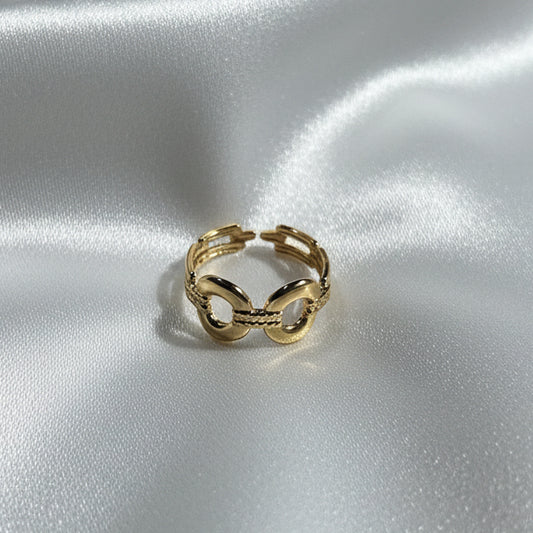 Elegant Gold Interlocking Link Ring | Adjustable Chunky Statement Ring