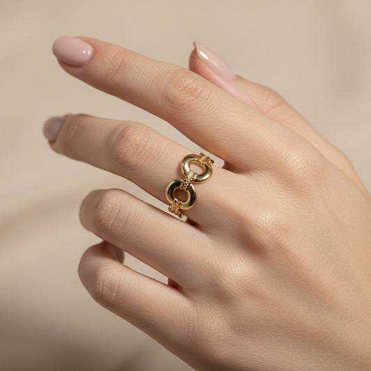 Elegant Gold Interlocking Link Ring | Adjustable Chunky Statement Ring