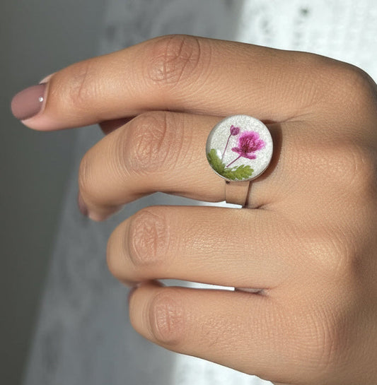 Petal-Perfect Adjustable Ring | Keepsake Botanical Jewellery with Glitter