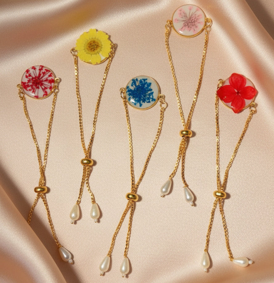 Handcrafted Pressed Flower Boho Bracelet - Real Bloom Resin Jewelry, Adjustable Fit