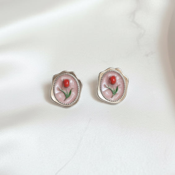 Vintage-Inspired Rose Wax Seal Stud Earrings in Soft Pink
