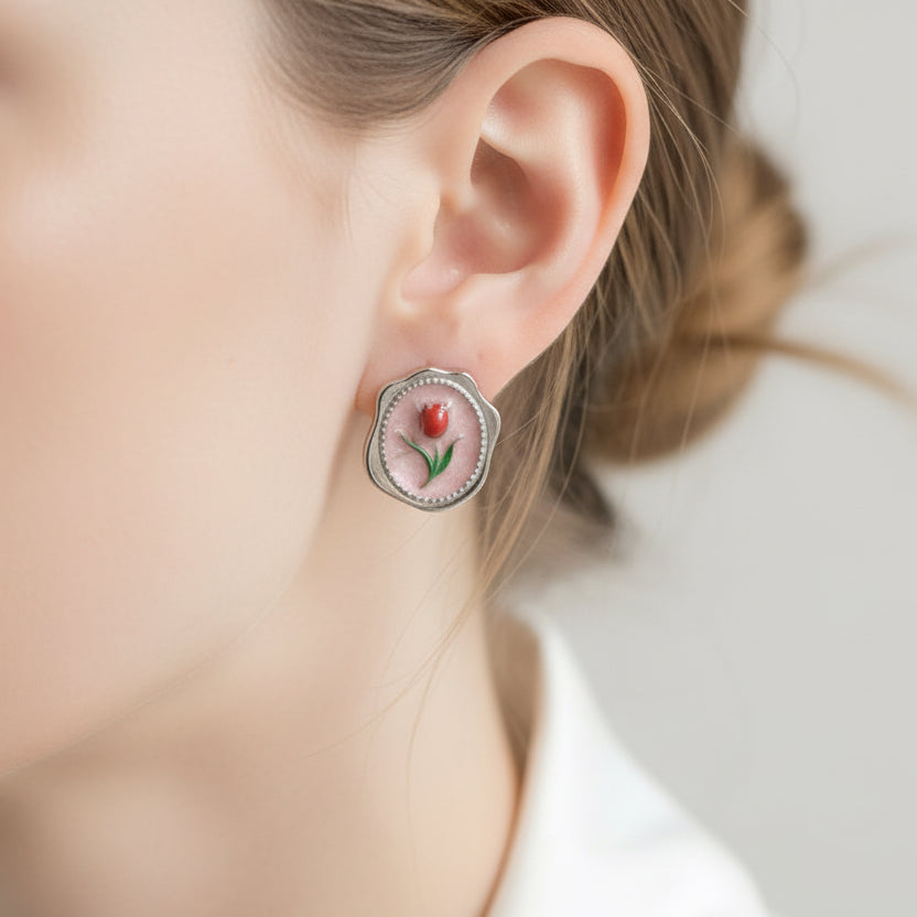 Vintage-Inspired Rose Wax Seal Stud Earrings in Soft Pink